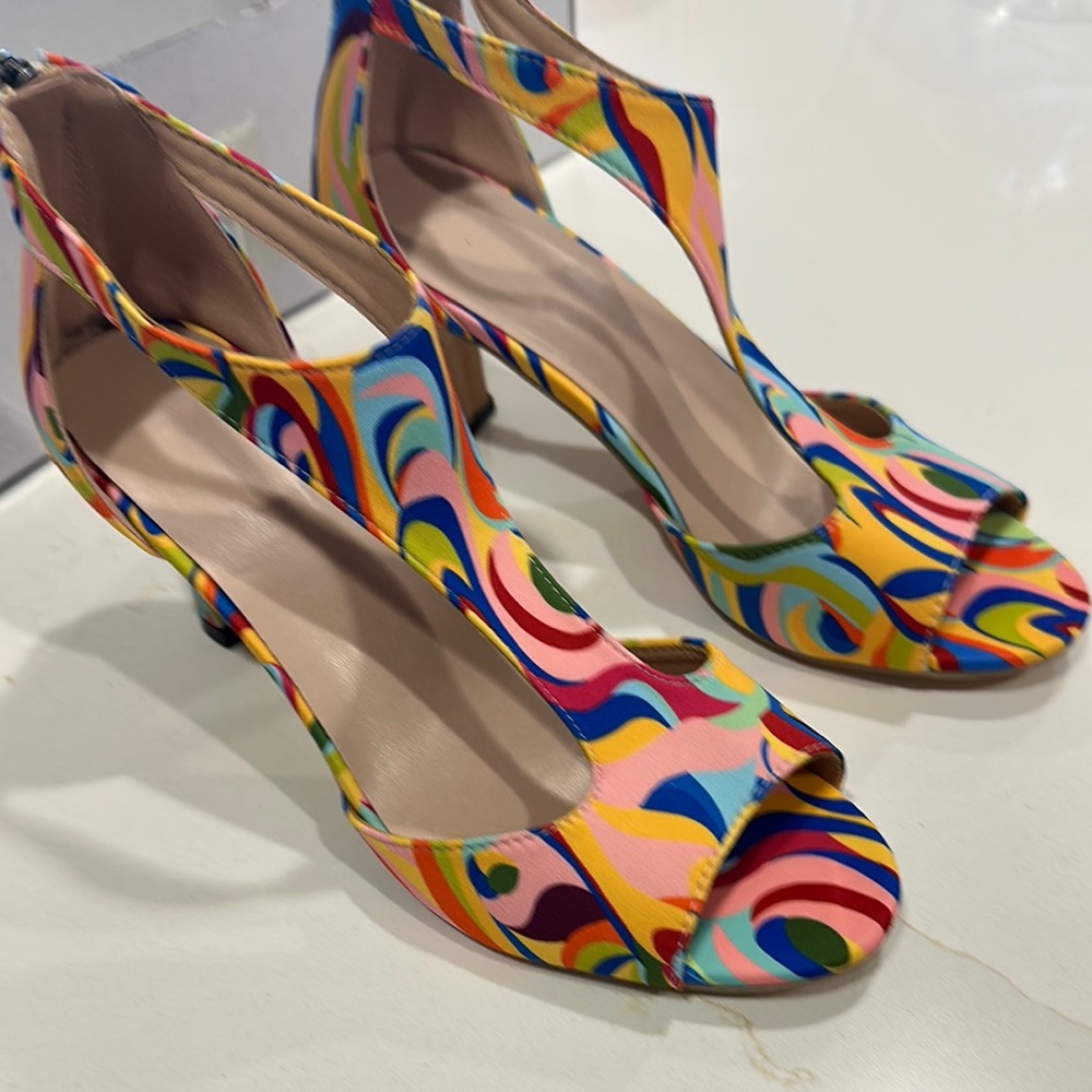 Red and Pink Artistic Heels with Medium Height